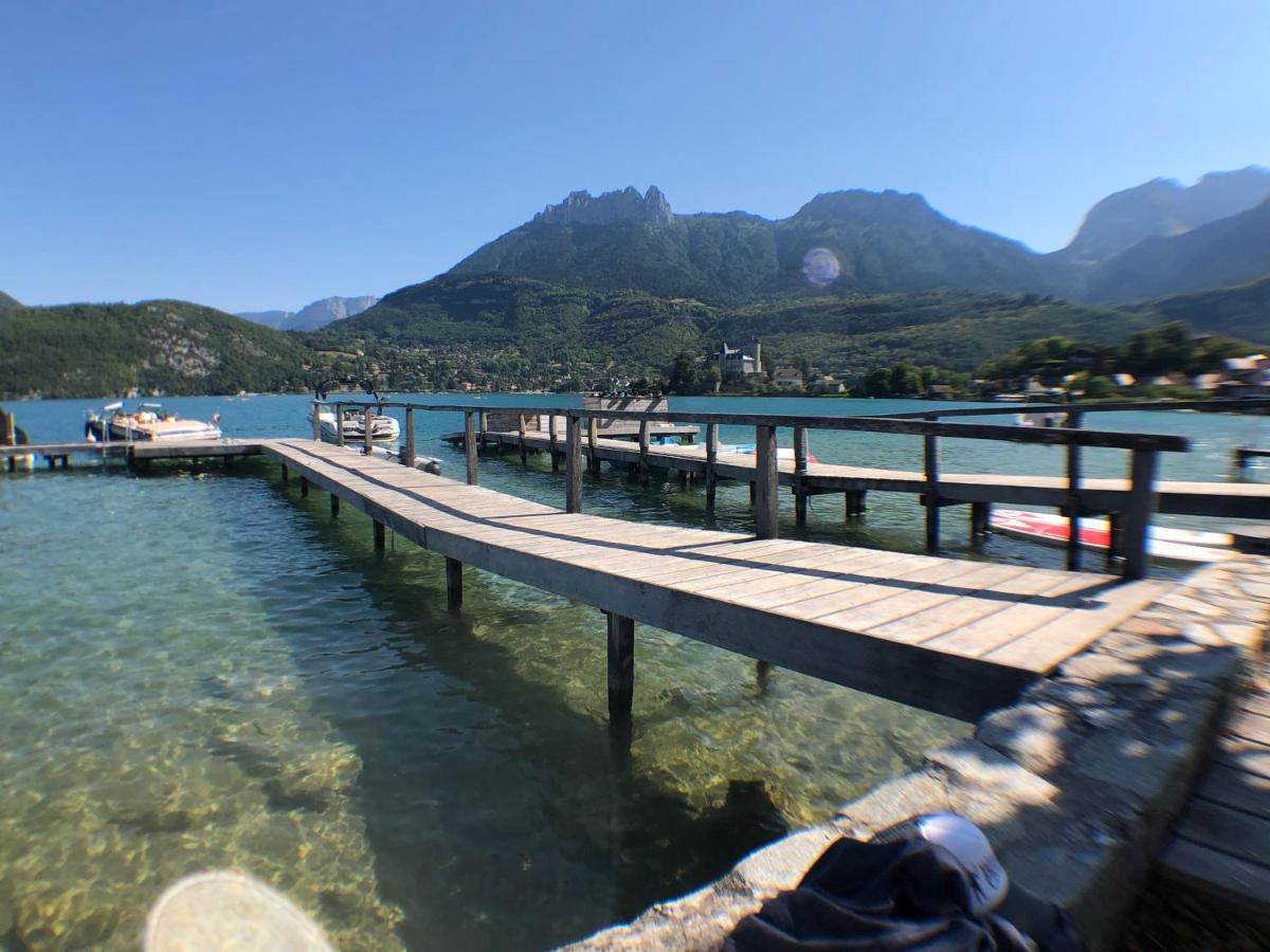 Studio Les Pieds Dans L'Eau Au Bord Du Lac D'Annecy Duingt Exteriör bild