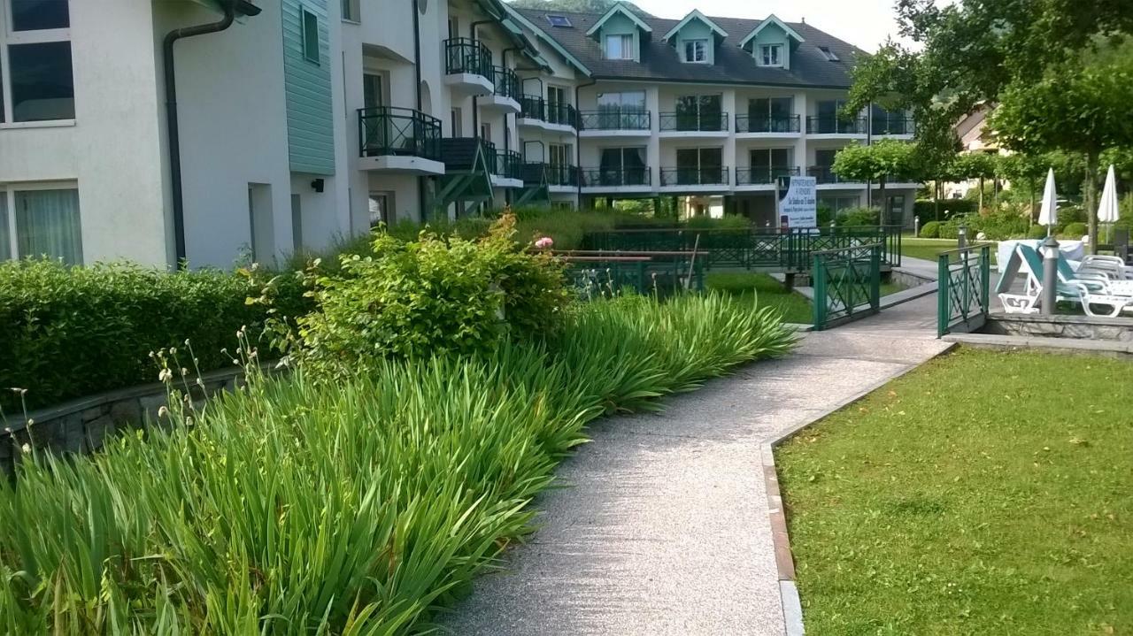 Studio Les Pieds Dans L'Eau Au Bord Du Lac D'Annecy Duingt Exteriör bild
