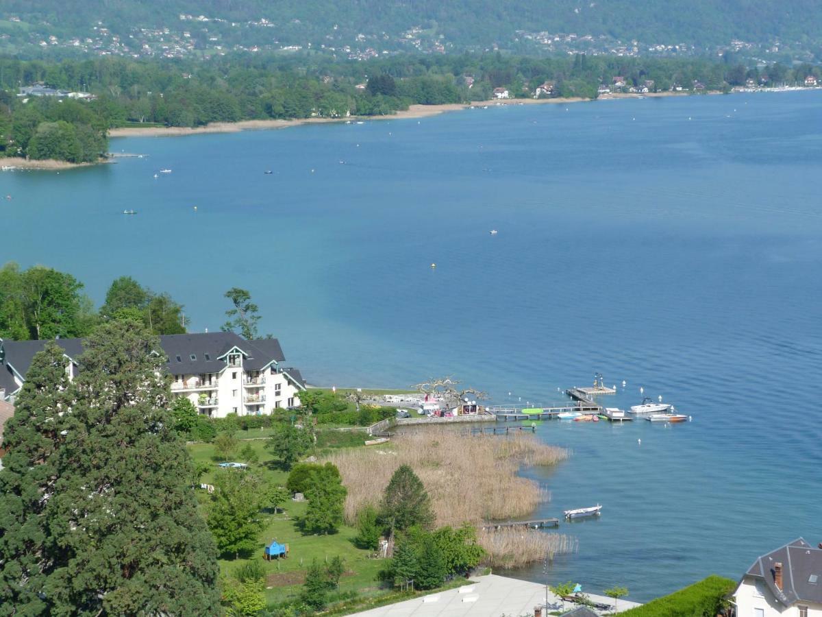 Studio Les Pieds Dans L'Eau Au Bord Du Lac D'Annecy Duingt Exteriör bild